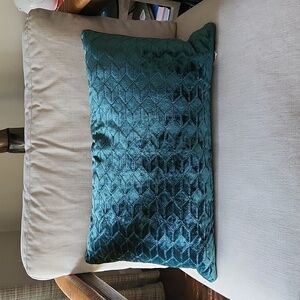 NWT teal lozenge lumbar accent decor pillow